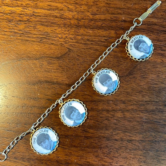 BEAUTIFUL BEATLES CHARM BRACELET - LOVELY! - Picture 1 of 7